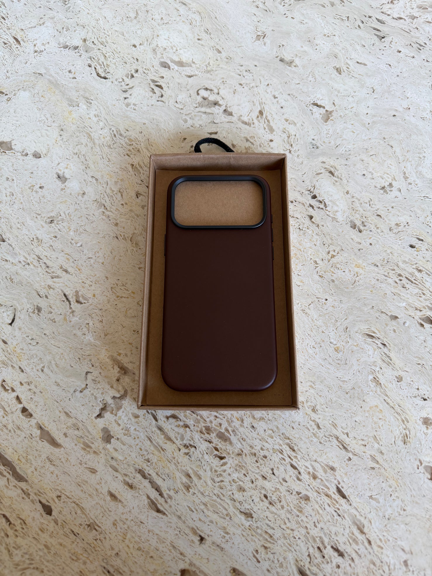 Nomad Traditional Case with Nomad Leather for iPhone 17 Pro Max - Brown - Open Box