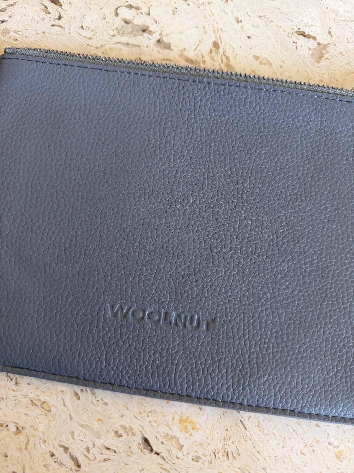 Woolnut Flat Leather Pouch - Grey - Open Box
